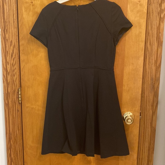 J.Crew Factory Short Sleeved Black Dress - Size 4 - Picture 2 of 2